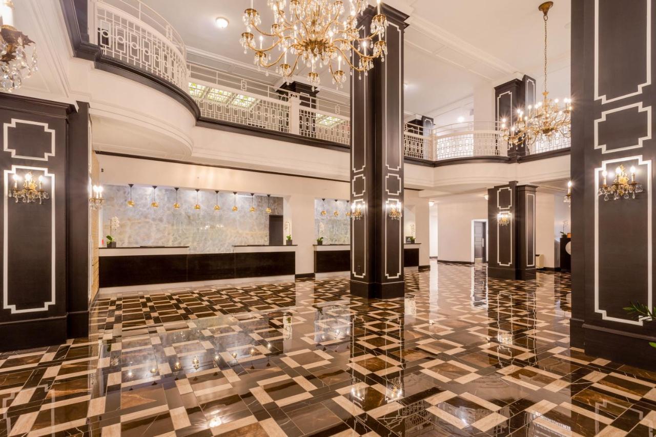 Hotel Retlaw, Trademark Collection By Wyndham Фон-дю-Лак Екстер'єр фото